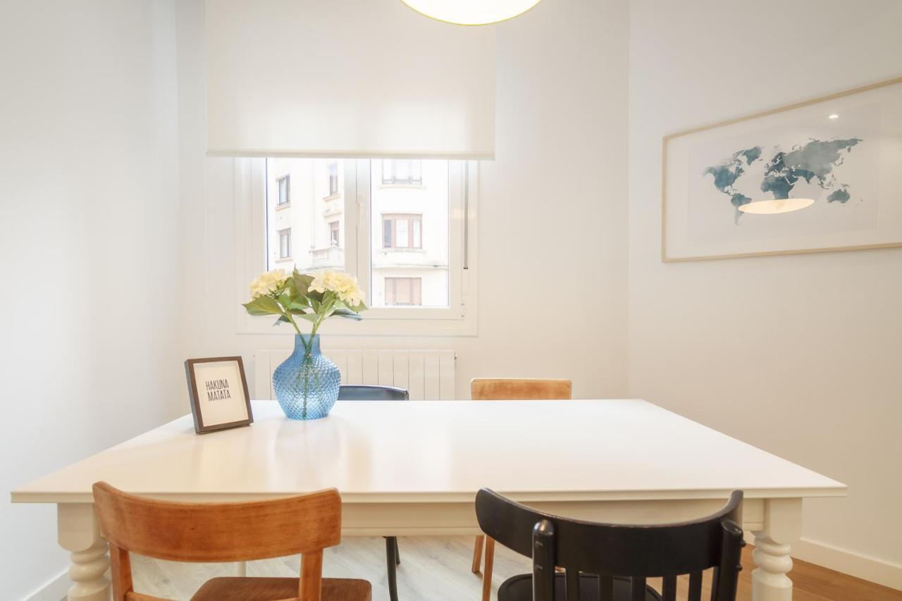 Modern Lovely House Guggenheim بلباو المظهر الخارجي الصورة