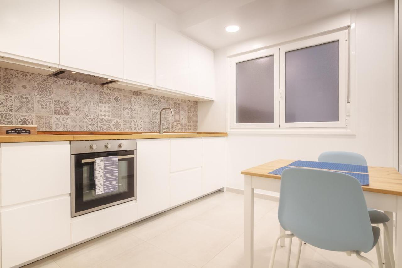 Modern Lovely House Guggenheim بلباو المظهر الخارجي الصورة