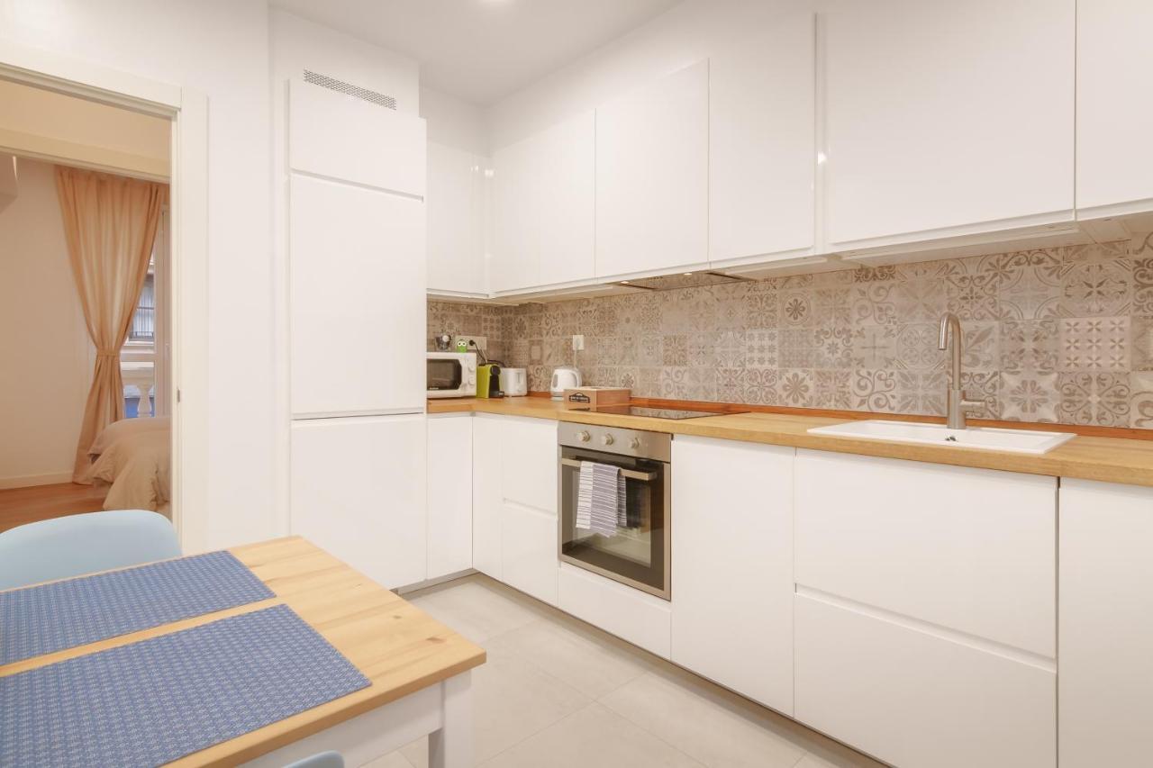 Modern Lovely House Guggenheim بلباو المظهر الخارجي الصورة